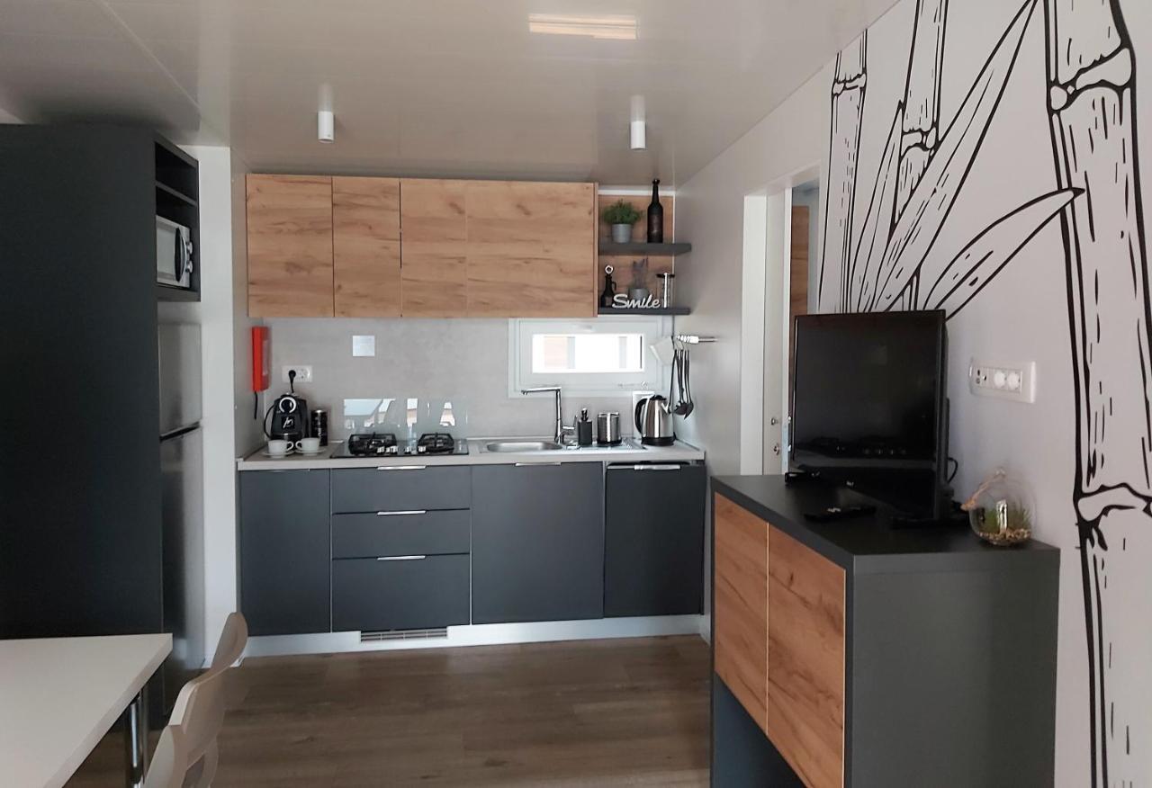 ביוגראד נה מורו Mobile Home Sole מראה חיצוני תמונה